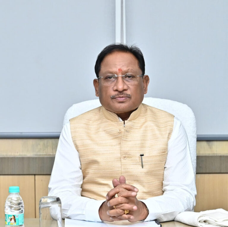 मुख्यमंत्री  विष्णु देव साय ने की इलेक्ट्रॉनिक्स एवं सूचना प्रौद्योगिकी विभाग के कार्यों की समीक्षा