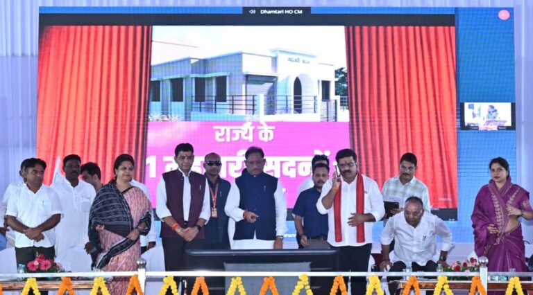 छत्तीसगढ़ की तरक्की का आधार बनेंगे महतारी सदन: मुख्यमंत्री  विष्णु देव साय