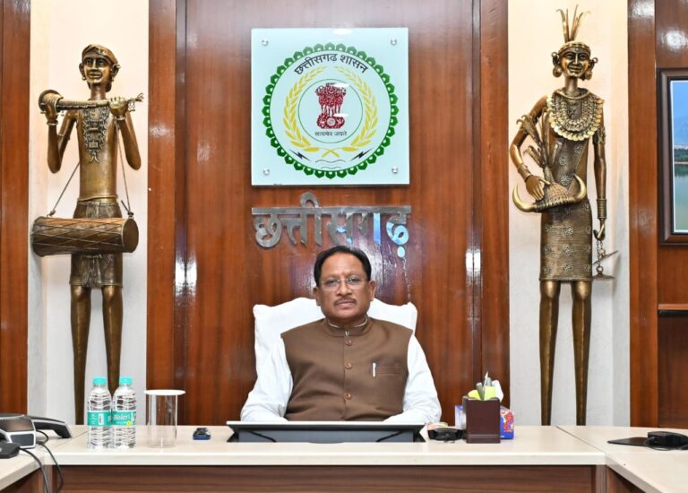 रक्षक पाठ्यक्रम छात्रों के सुरक्षित भविष्य गढ़ने में सहायक होगा – मुख्यमंत्री विष्णुदेव साय