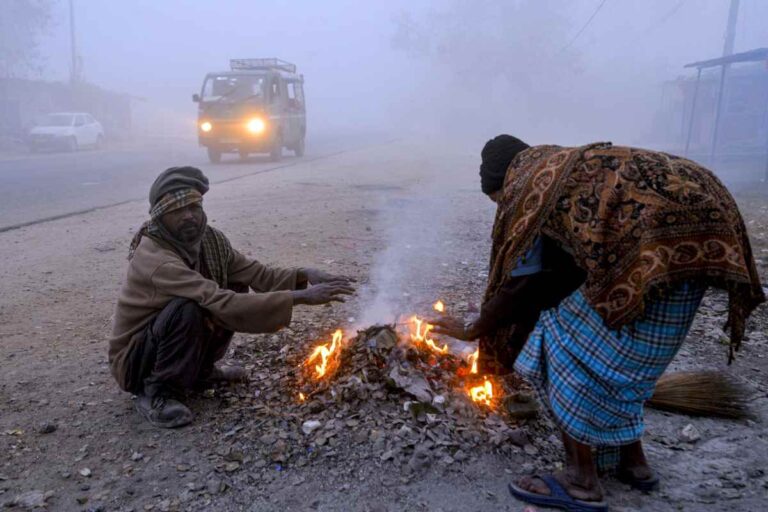 छत्तीसगढ़ में ठंड का प्रकोप! आज इन इलाकों में शीतलहर चलने की संभावना, IMD की चेतावनी जारी