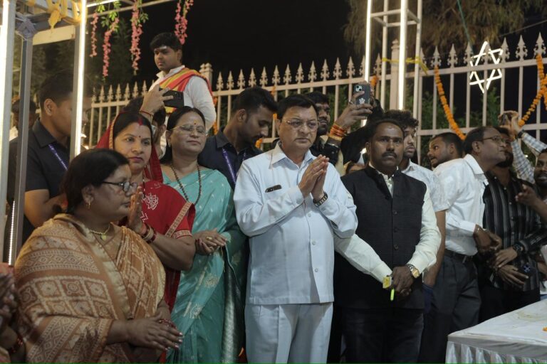 शिव आरती, दीपोत्सव और भव्य आतिशबाजी के साथ पाली महोत्सव 2026 का हुआ शुभारंभ