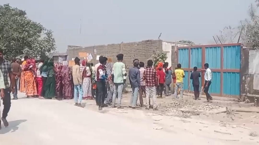 ग्राम बेलसोंडा में आईसस्क्रीम फैक्ट्री की जांच