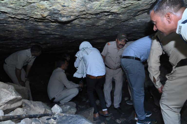 करीब 150 मीटर लम्बे सुरंग में अवैध कोयला खनन पर सख्ती, सेंट्रल फ्लाइंग स्क्वाड की बड़ी कार्रवाई